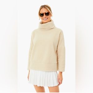 Brand new Tuckernuck Tan Teddy Fleece Rollins Pullover